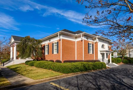Retail space for Rent at 1237 Clairmont Rd in Decatur