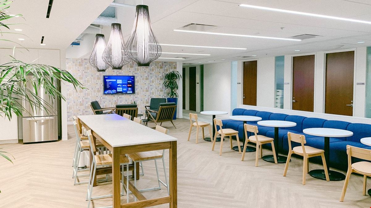 Carr Workplaces - Embarcadero Center