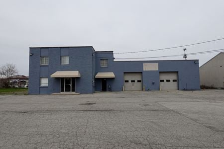 Photo of commercial space at 3216 Bay Rd in Saginaw