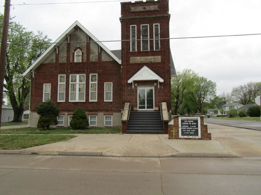 109 N Poplar St, Solomon, KS Other Space