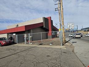 900 W Alameda Ave