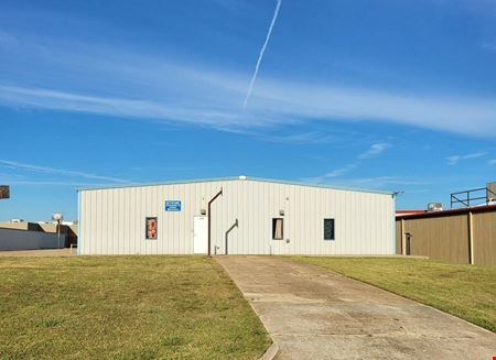 Photo of commercial space at 3530 Macdonnell Dr in Norman