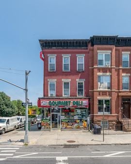 209 Lewis Ave