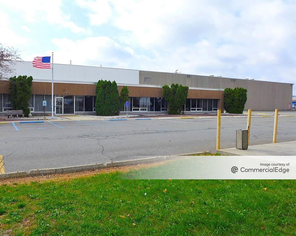 8 B Court South, Edison - Industrial Space For Lease