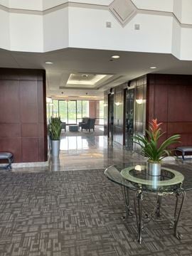 Park Lake Plaza