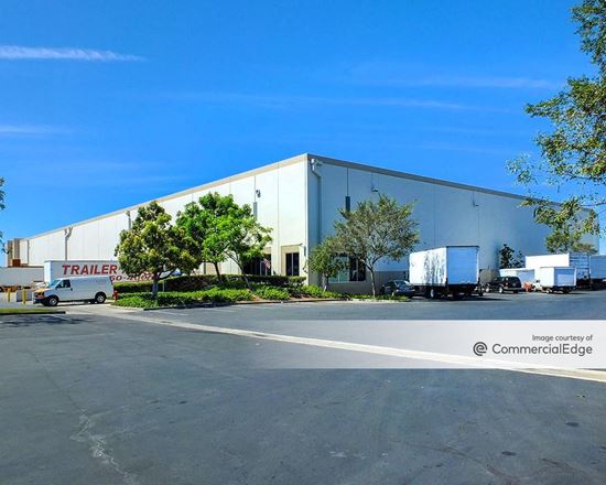 La Mirada Distribution Center