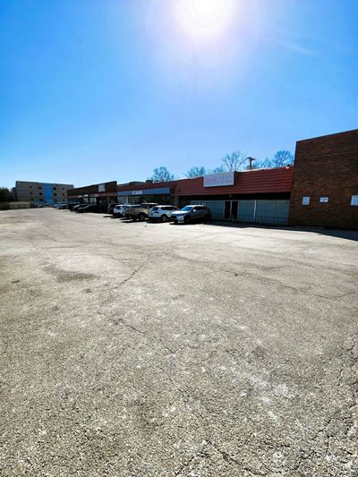 Troostwood Center