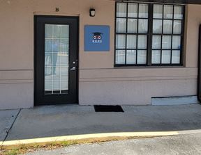 517 Deltona Blvd
