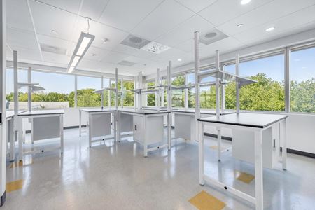 303      Space Photo Gallery 3