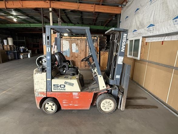 4988 SF Heated Warehouse