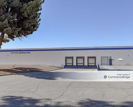 Industrial space for Rent at 700 East Continental Avenue in Tulare