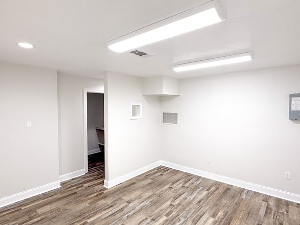 Renovated Office Suite along S Burnside Ave