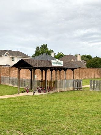 1207 W McDermott