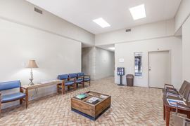 820 Buddy Holly Ave