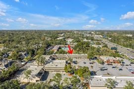 Twin Lakes Plaza in Palm Harbor