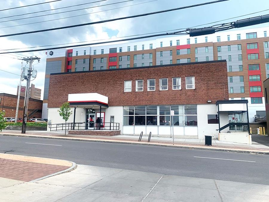 Former Syracuse University Bank Branch