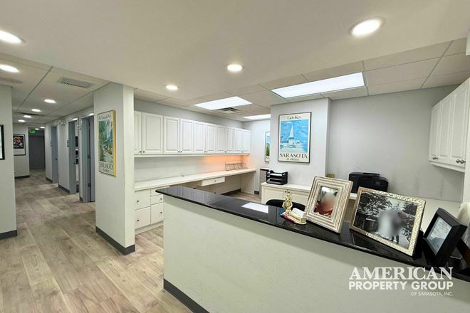 Class A Office with Potential Live/Work 2nd Floor