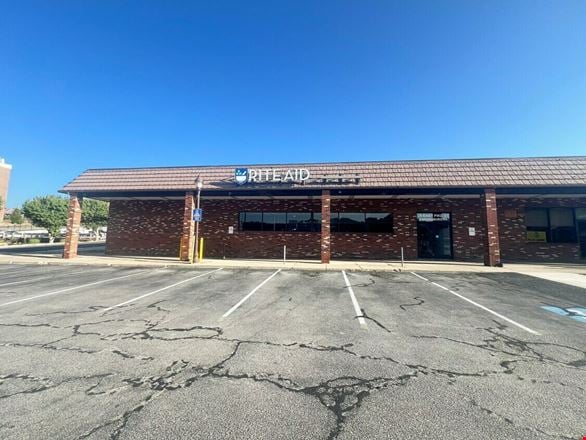 25 E Pike Street