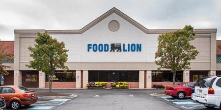 Retail space for Rent at 109 Gainsborough Sq in Chesapeake
