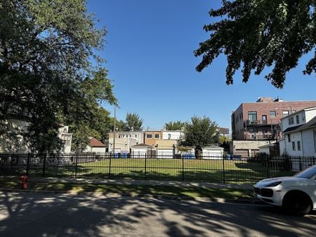 VacantLand space for Sale at 2326 W Montana St in Chicago