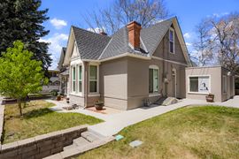 1979 W Littleton Boulevard