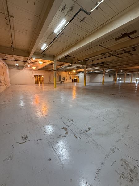 Industrial space for Rent at 422-B N. 3rd Street in Albemarle