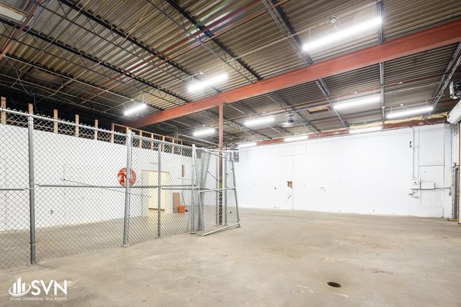 For Sublease: Mixed Use Industrial Property