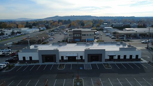 Clearwater Ave Retail Plaza