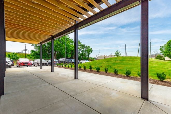 1620 Riverfront Parkway