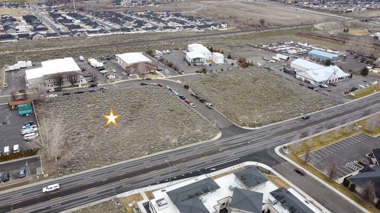 Clearwater Ave Corner Commercial Lot