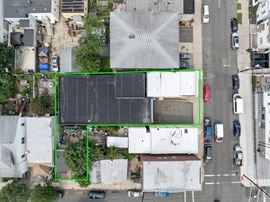 Industrial/Multifamily Investment Property with 16' Ceilings