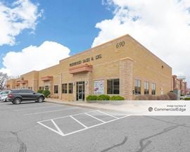 Crossroads Commerce Center
