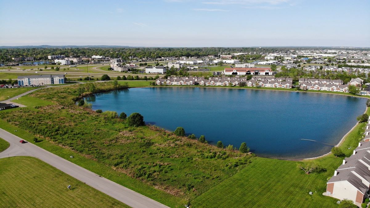 Charlestown Square on the Lake