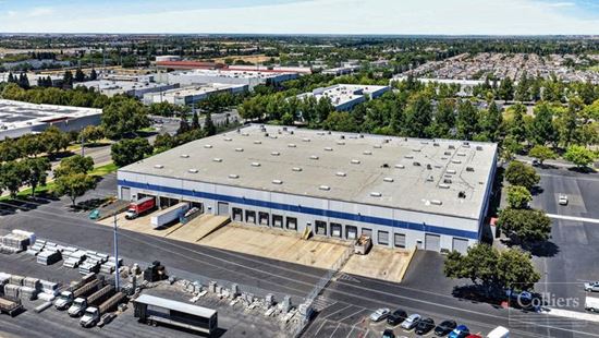 North Market Industrial Park |1740-1780 N Market Boulevard
