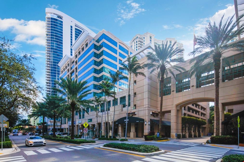 Las Olas Centre
