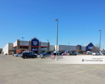Retail space for Rent at 6400 Brodie Lane in Austin
