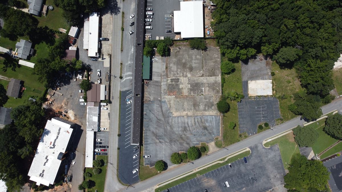 1.62 Acres - Cowan Road