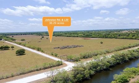 Photo of commercial space at Johnston/L20 in St Lucie County