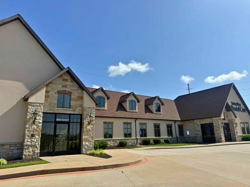 MEDICAL OFFICE SPACE FOR LEASE IN SOUTH SPRINGFIELD