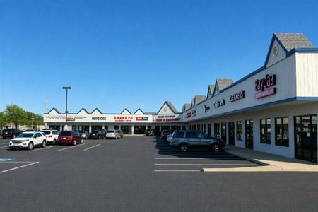 Retail space for Rent at 3905 West 96th Street in Indianapolis