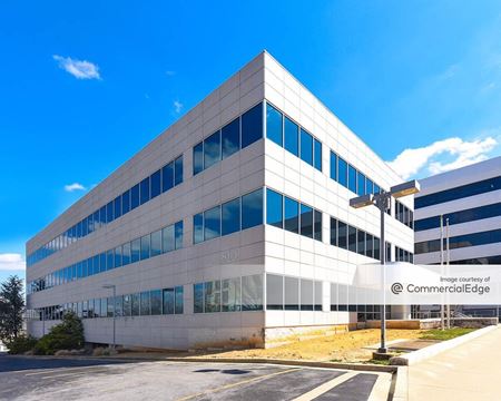 Office space for Rent at 801 Thompson Avenue in Rockville