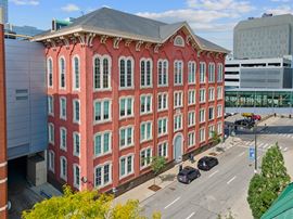 Hollywood Casino at Greektown Retail