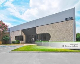 Commerce Park - 8402-8432 Sterling Street