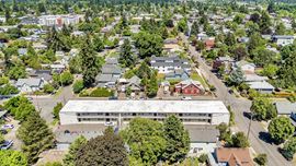 Melissa Anne Apartments