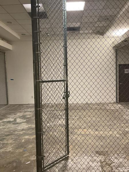 STOD30B  Space Photo Gallery 3