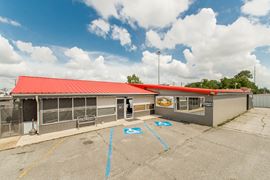 FOR SALE |  TURNKEY RESTAURANT + REAL ESTATE