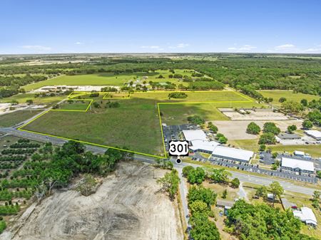 Photo of commercial space at U.S. 301 in Sumterville