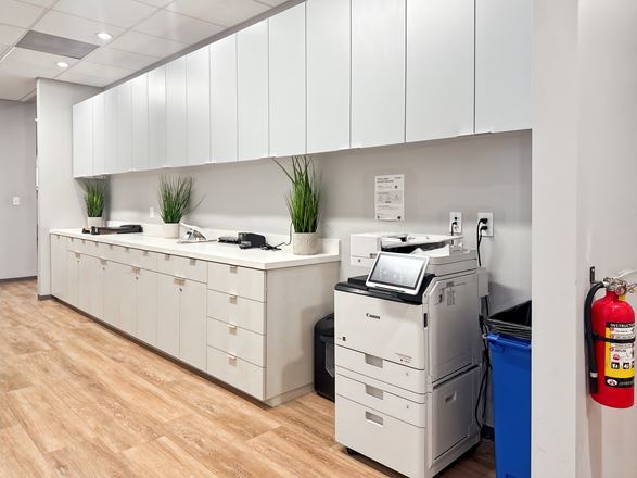 Regus - Sugarland - University Blvd