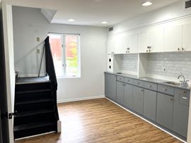 733 Montgomery Ave