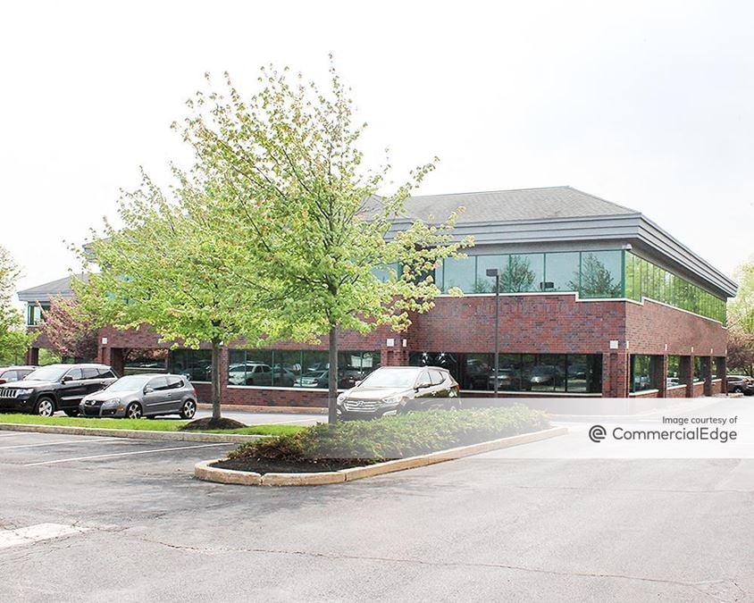 Newtown Square Corporate Campus - 11 & 14-18 Campus Blvd